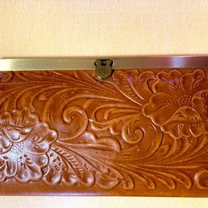 Patricia Nash wallet
